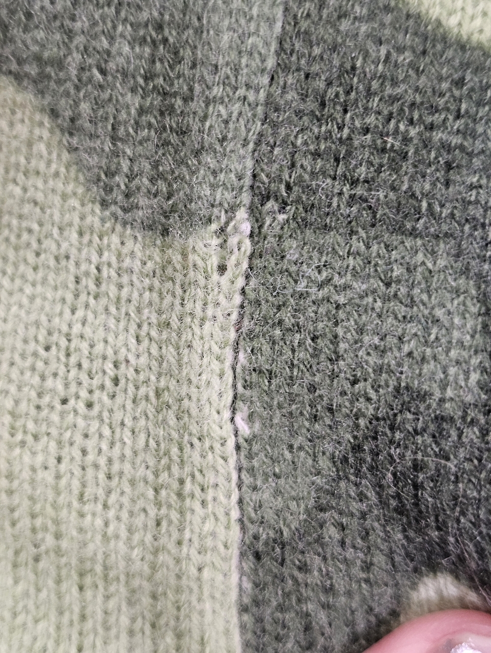 100% Cashmere Camo Sweater by Charter Club READ DESCRIPTION - Picture 7 of 11
